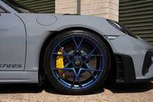 Porsche 718 Cayman GT4 RS - U889