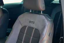 Volkswagen Golf TSI BlueMotion Tech GTI Clubsport 40 - U893