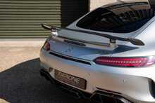 Mercedes-Benz AMG GT V8 BiTurbo R - U898