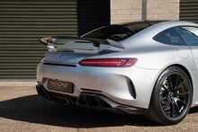 Mercedes-Benz AMG GT V8 BiTurbo R - U898