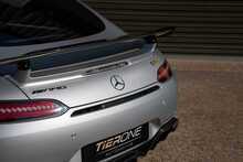 Mercedes-Benz AMG GT V8 BiTurbo R - U898