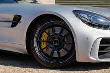 Mercedes-Benz AMG GT V8 BiTurbo R - U898