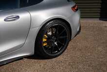 Mercedes-Benz AMG GT V8 BiTurbo R - U898