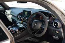 Mercedes-Benz AMG GT V8 BiTurbo R - U898