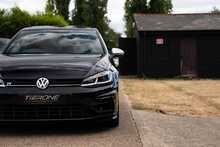 Volkswagen Golf TSI R - U899
