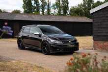 Volkswagen Golf TSI R - U899