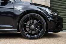 Volkswagen Golf TSI R - U899