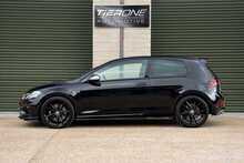 Volkswagen Golf TSI R - U899