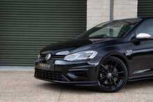Volkswagen Golf TSI R - U899