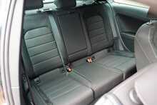 Volkswagen Golf TSI R - U899