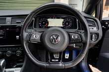 Volkswagen Golf TSI R - U899