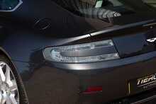 Aston Martin Vantage V8 - U904