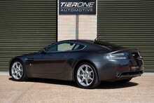 Aston Martin Vantage V8 - U904