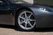 Aston Martin Vantage V8 - U904