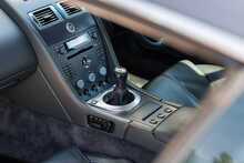 Aston Martin Vantage V8 - U904