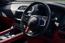 Jaguar F-PACE V8 SVR - U921