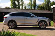 Jaguar F-PACE V8 SVR - U921