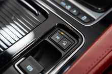 Jaguar F-PACE V8 SVR - U921