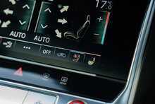 Audi RS6 Avant TFSI V8 - U927