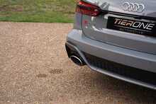 Audi RS6 Avant TFSI V8 - U927