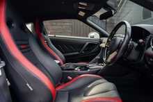 Nissan GT-R V6 Recaro - U930