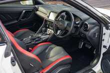 Nissan GT-R V6 Recaro - U930