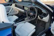 Porsche 911 T 992 Carrera S - U931