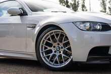 BMW M3 iV8 Competition - U932