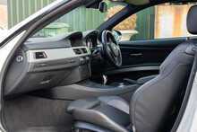 BMW M3 iV8 Competition - U932