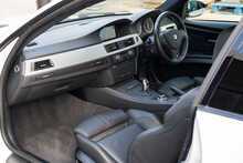 BMW M3 iV8 Competition - U932