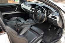 BMW M3 iV8 Competition - U932