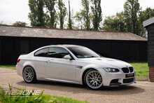 BMW M3 iV8 Competition - U932
