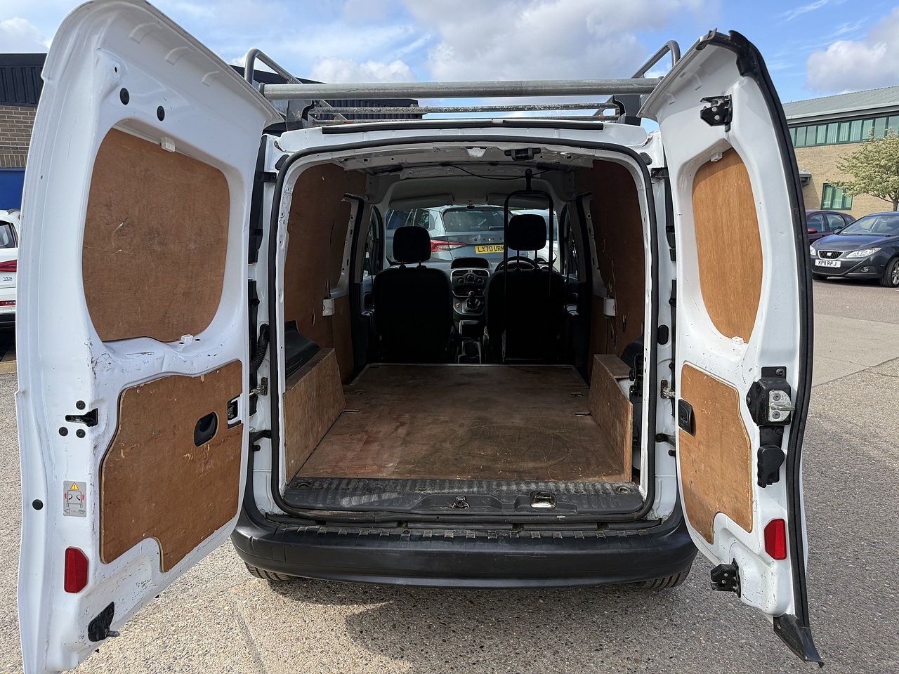 2015 Renault Kangoo Maxi thumbnail 12
