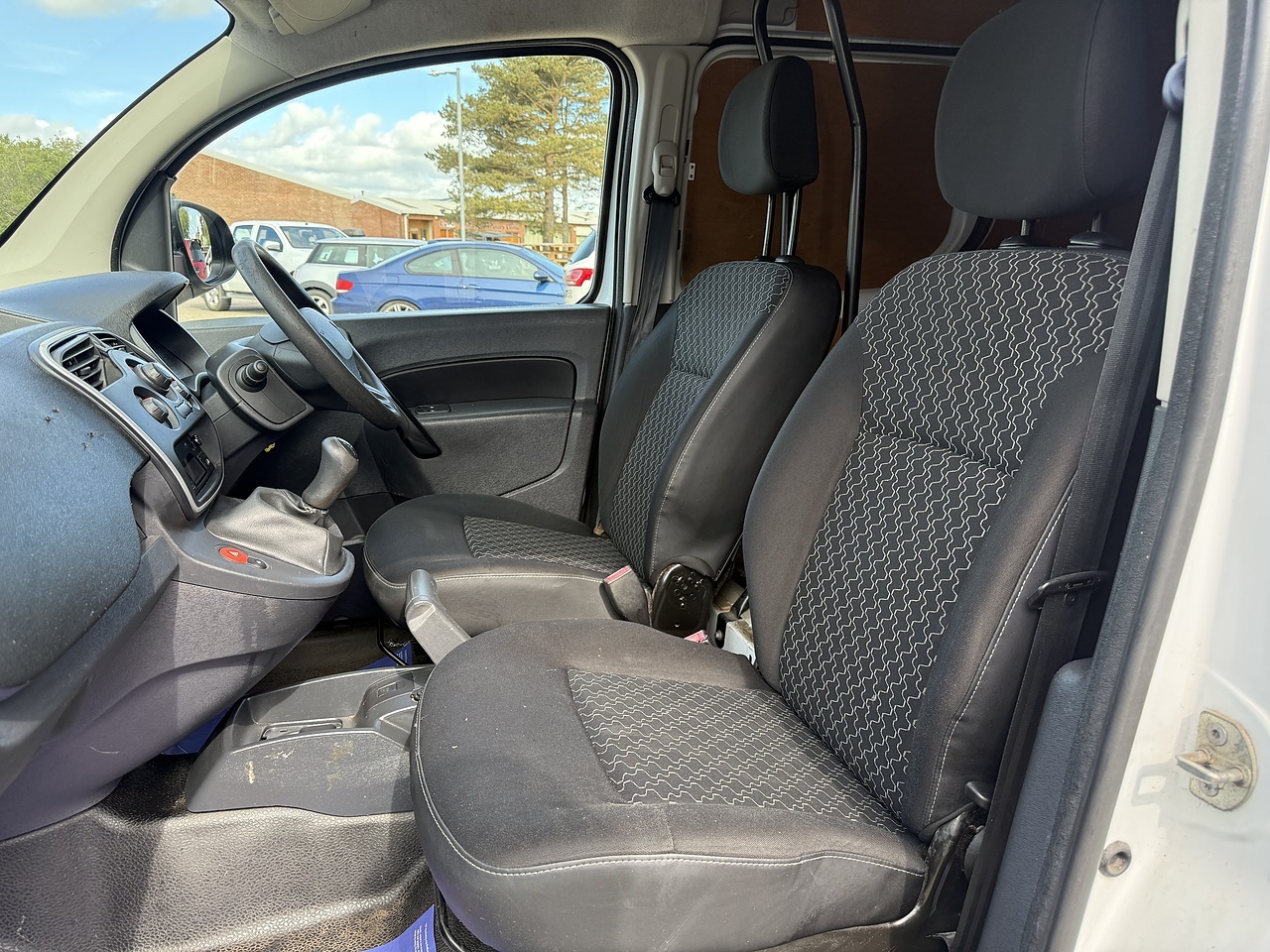 2015 Renault Kangoo Maxi thumbnail 15