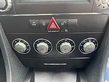 MERCEDES BENZ SLK 200 1.8 KOMPRESSOR AUTO 2DR