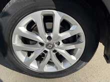 RENAULT KADJAR 1.2TCE DYNAMIQUE NAV 5DR