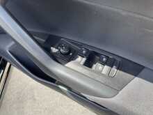 VOLKSWAGEN POLO 1.0TSI SE DSG 5DR