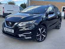 NISSAN QASHQAI 1.3DIG-T TEKNA 5DR