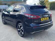 NISSAN QASHQAI 1.3DIG-T TEKNA 5DR