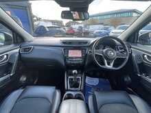 NISSAN QASHQAI 1.3DIG-T TEKNA 5DR