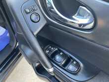 NISSAN QASHQAI 1.3DIG-T TEKNA 5DR