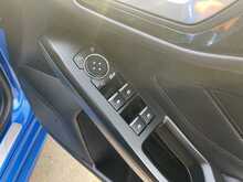 FORD FOCUS 1.0 ECOBOOST MHEV ST-LINE X EDITION 5DR