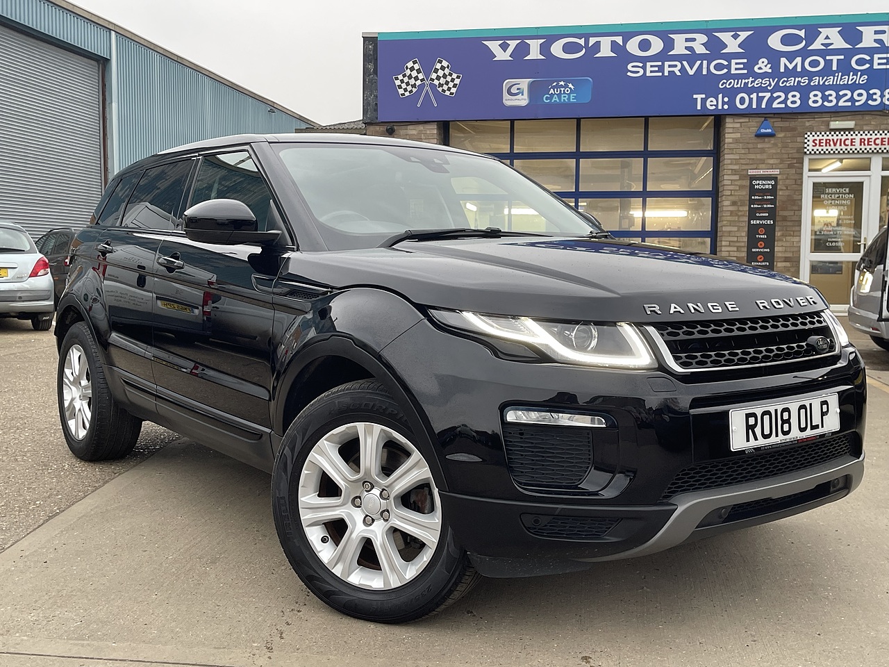 Land Rover 2.0 TD4 SE Tech SUV 5dr Diesel Auto 4WD Euro 6 (s/s) (180 ps)