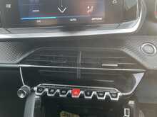 PEUGEOT 2008 1.2 PURETECH ACTIVE PREMIUM 5DR