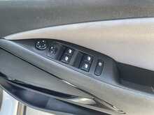 VAUXHALL CROSSLAND X 1.2 SPORT 5DR