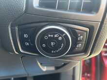 FORD FOCUS 1.0 ECOBOOST TITANIUM 5DR