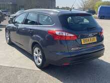 FORD FOCUS 1.6 ZETEC 5DR ESTATE AUTO