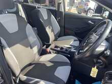 FORD FOCUS 1.6 ZETEC 5DR ESTATE AUTO