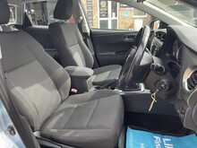 TOYOTA AURIS 1.6 V-MATIC ICON TOURING SPORTS ESTATE 5DR