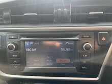 TOYOTA AURIS 1.6 V-MATIC ICON TOURING SPORTS ESTATE 5DR